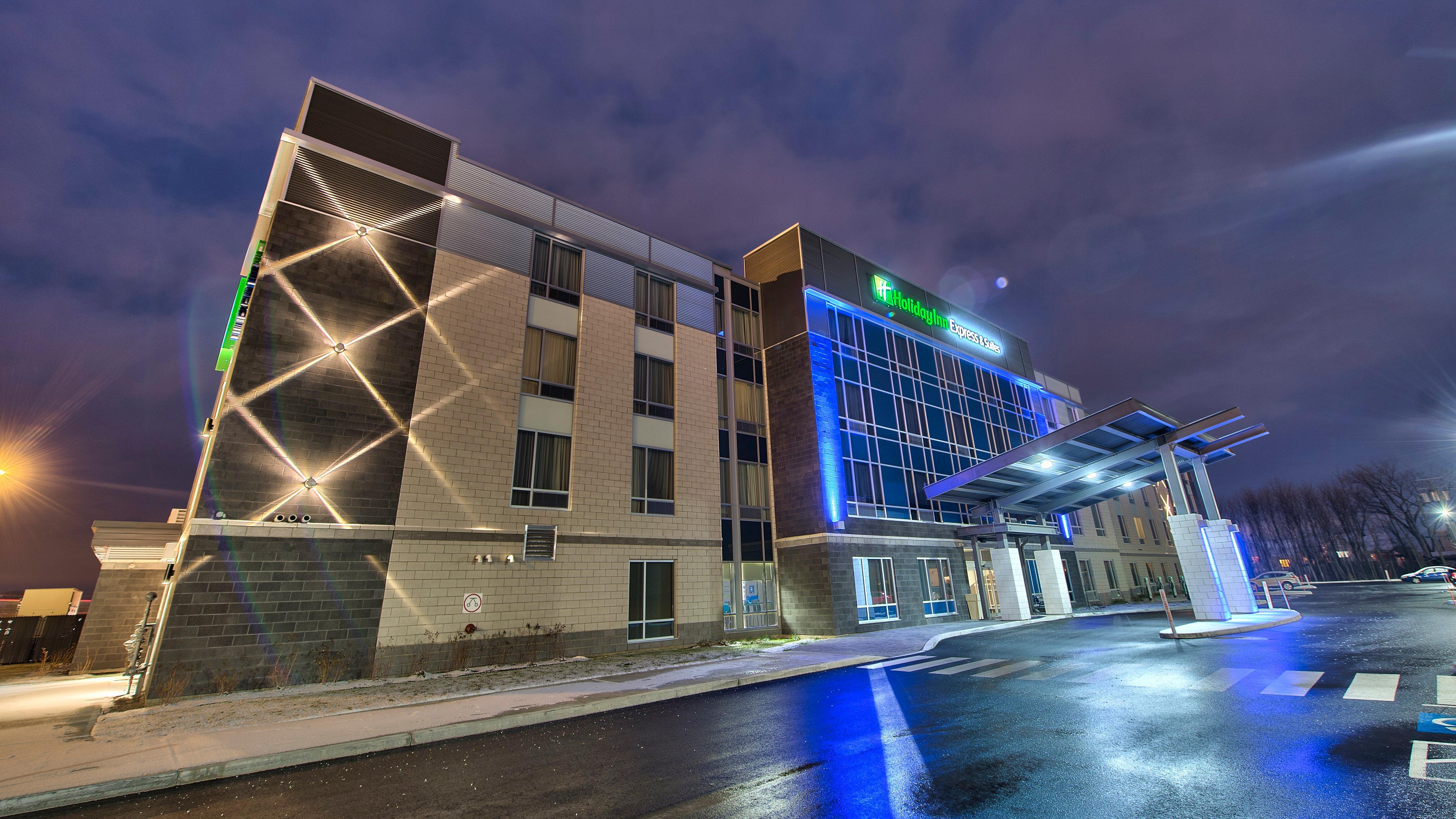 Holiday Inn Express & Suites Vaudreuil-Dorion By Ihg Екстер'єр фото